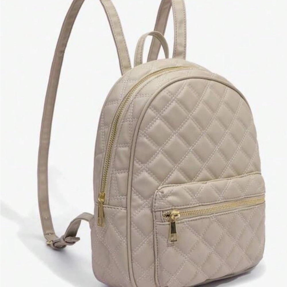 Quilted Leather Backpack Taupe Gold Chain Strap Zip Pocket Chic Bag - Picture 4 of 8